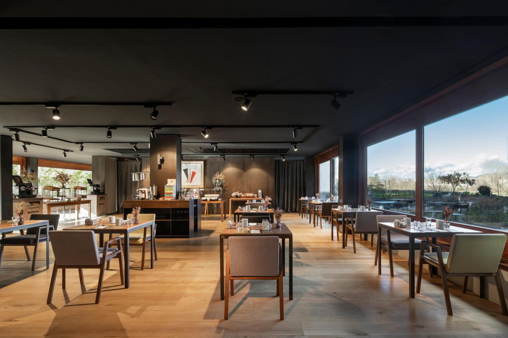 Eurostars Pamplona Hotell Exteriör bild