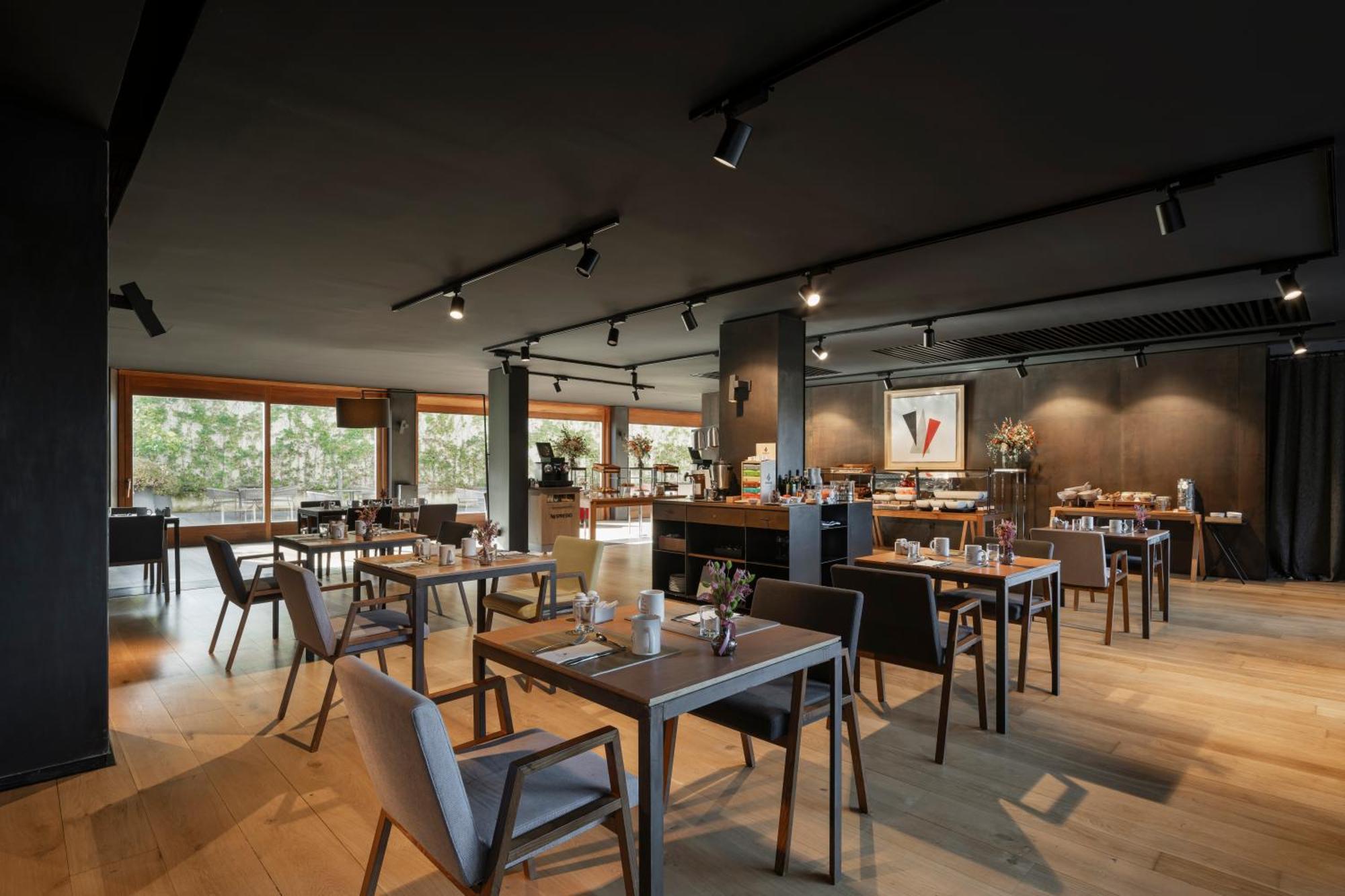 Eurostars Pamplona Hotell Exteriör bild
