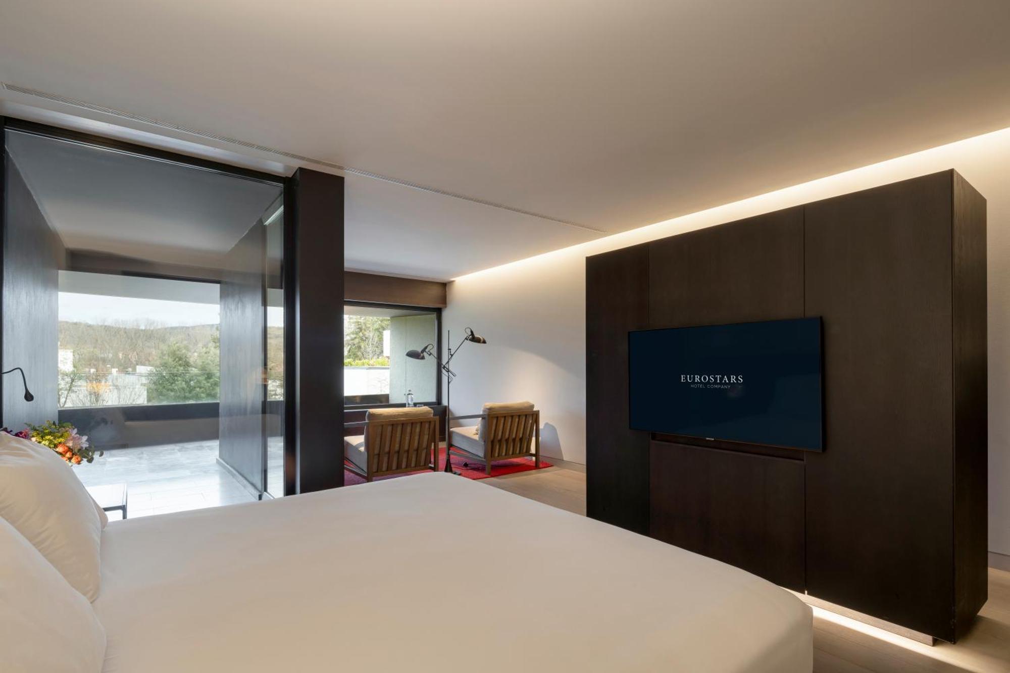 Eurostars Pamplona Hotell Exteriör bild