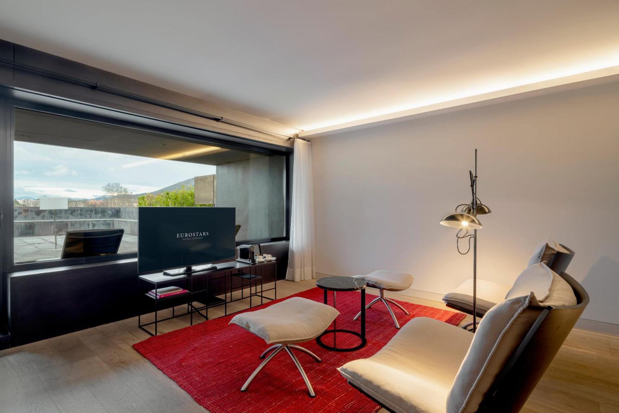 Eurostars Pamplona Hotell Exteriör bild