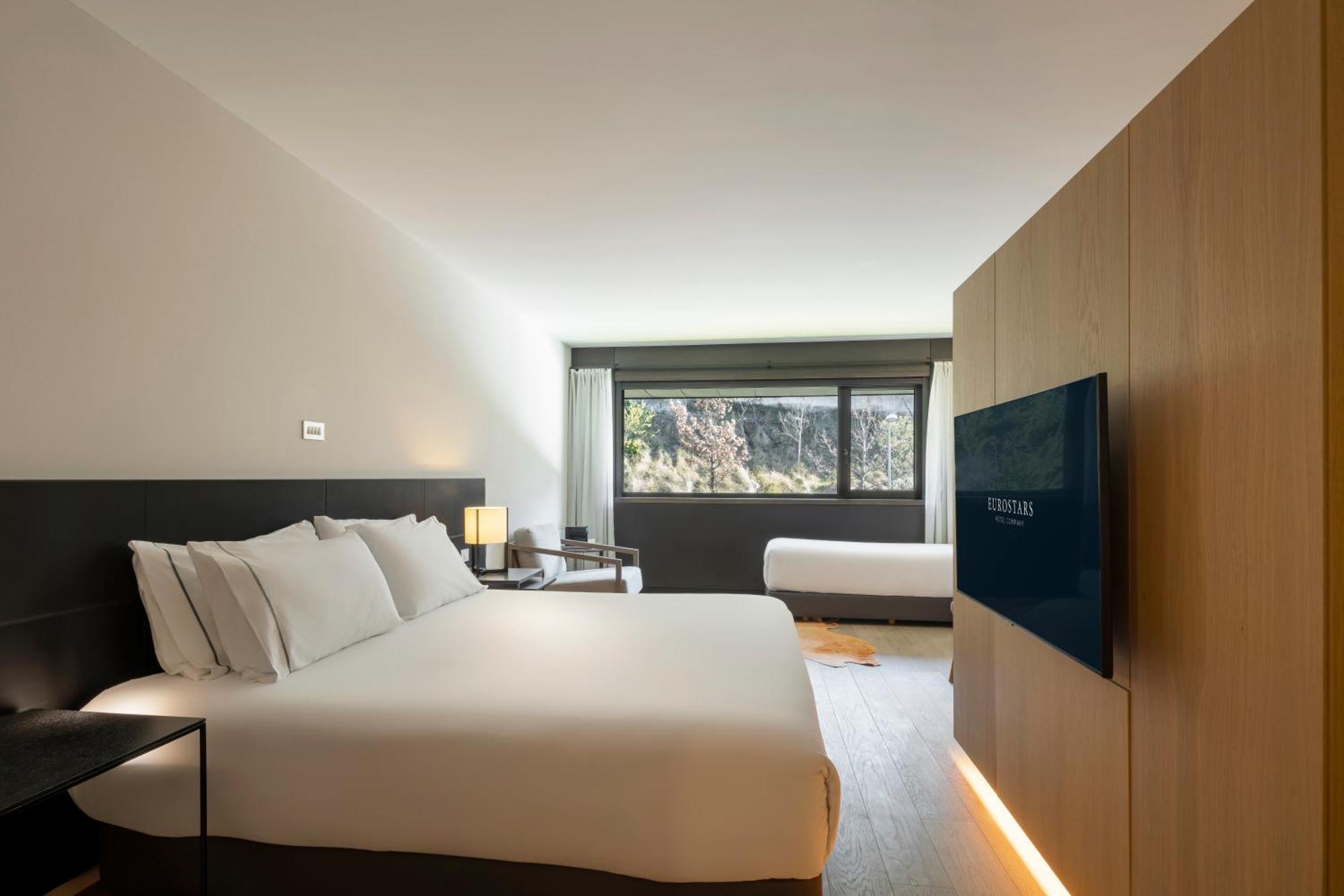 Eurostars Pamplona Hotell Exteriör bild